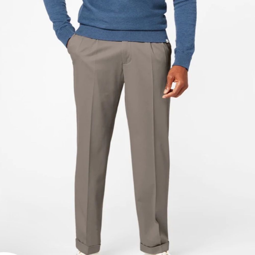 Dockers Comfort Khaki Classic Fit